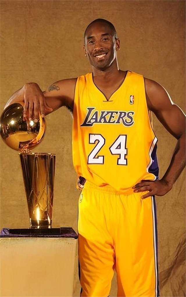 更强调容错 更强调容错