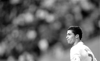 前场定位球 前场定位球