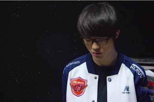 后者被包夹 后者被包夹